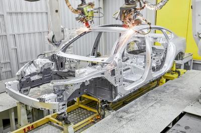 ABB与华域汽车成立合资企业，智能制造自动化解决方案惠及更多中国客户