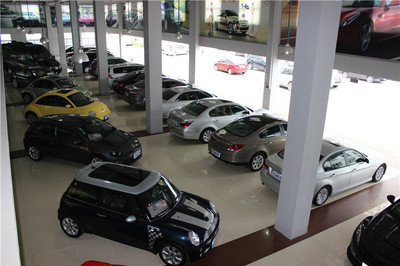 珠海英都二手名车城 专业二手汽车销售的一站式选择